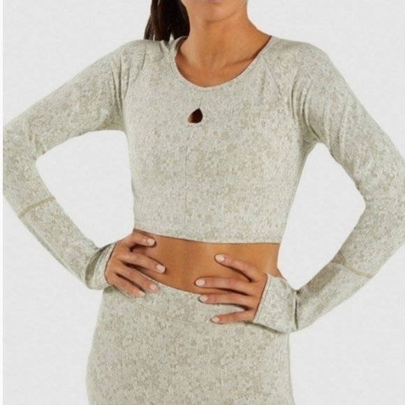 Gymshark Tops - NEW ITEM. GYMSHARK FLEUR LONG SLEEVE CROP TOP